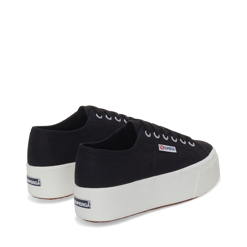 Zapatos con plataforma 2790 negros Superga