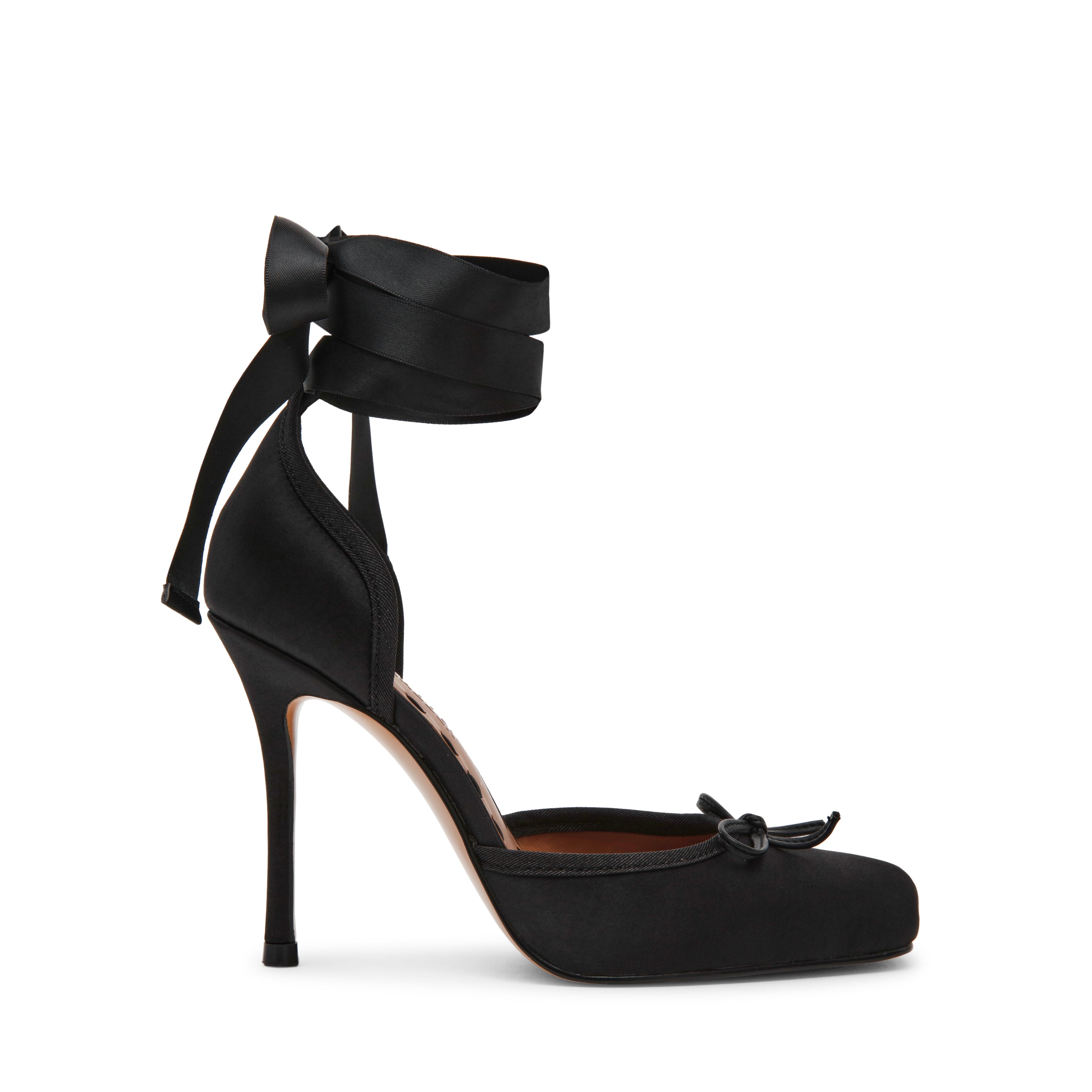 Tacones Stiletto Larina Negros