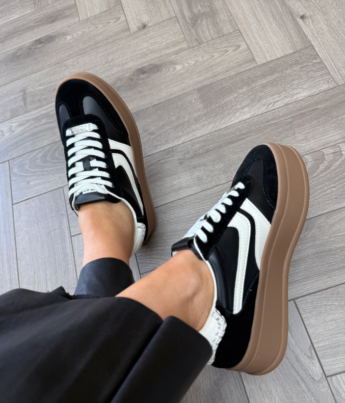 Zapatos Off-Track Negros