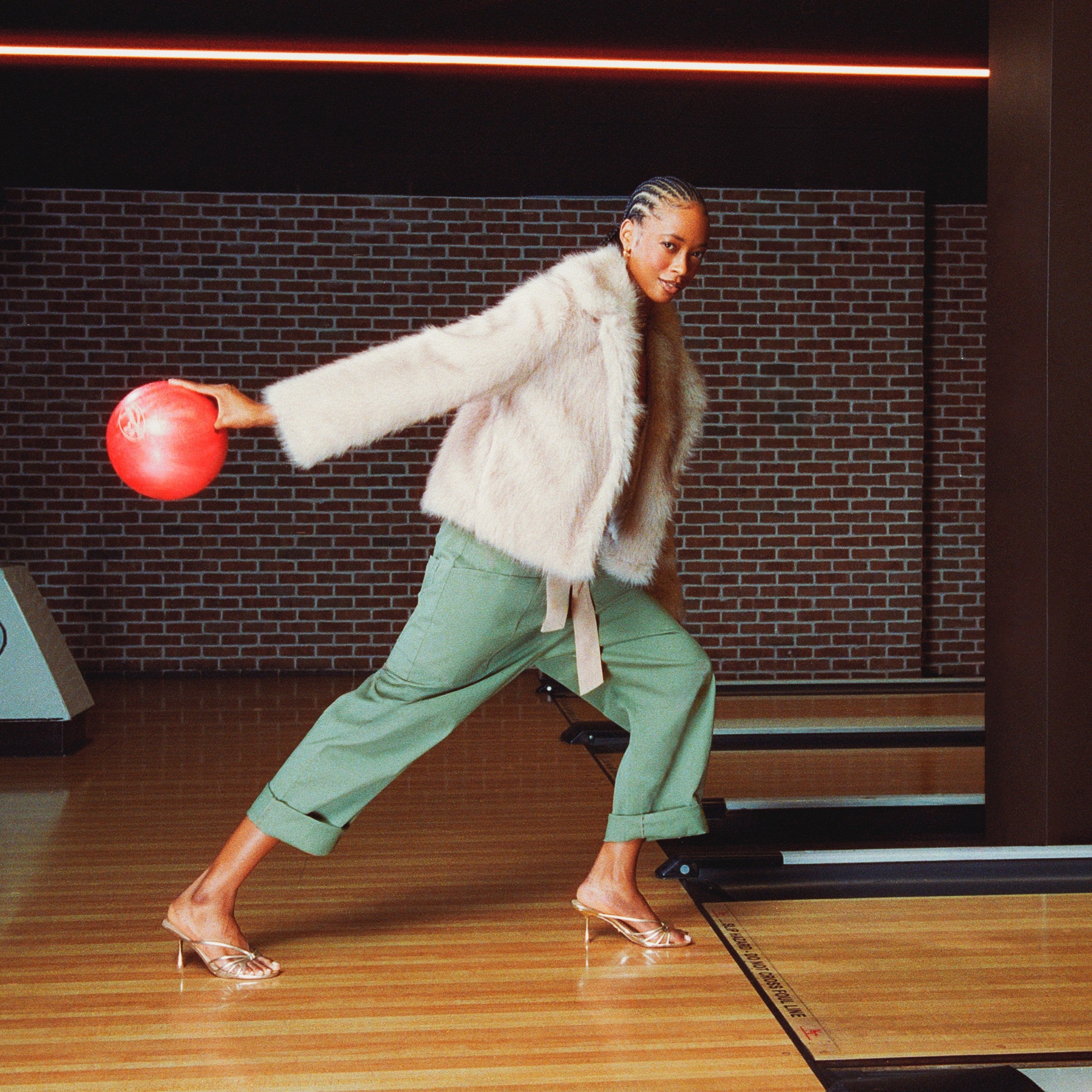 Sandalias de tacón Edna Dorados