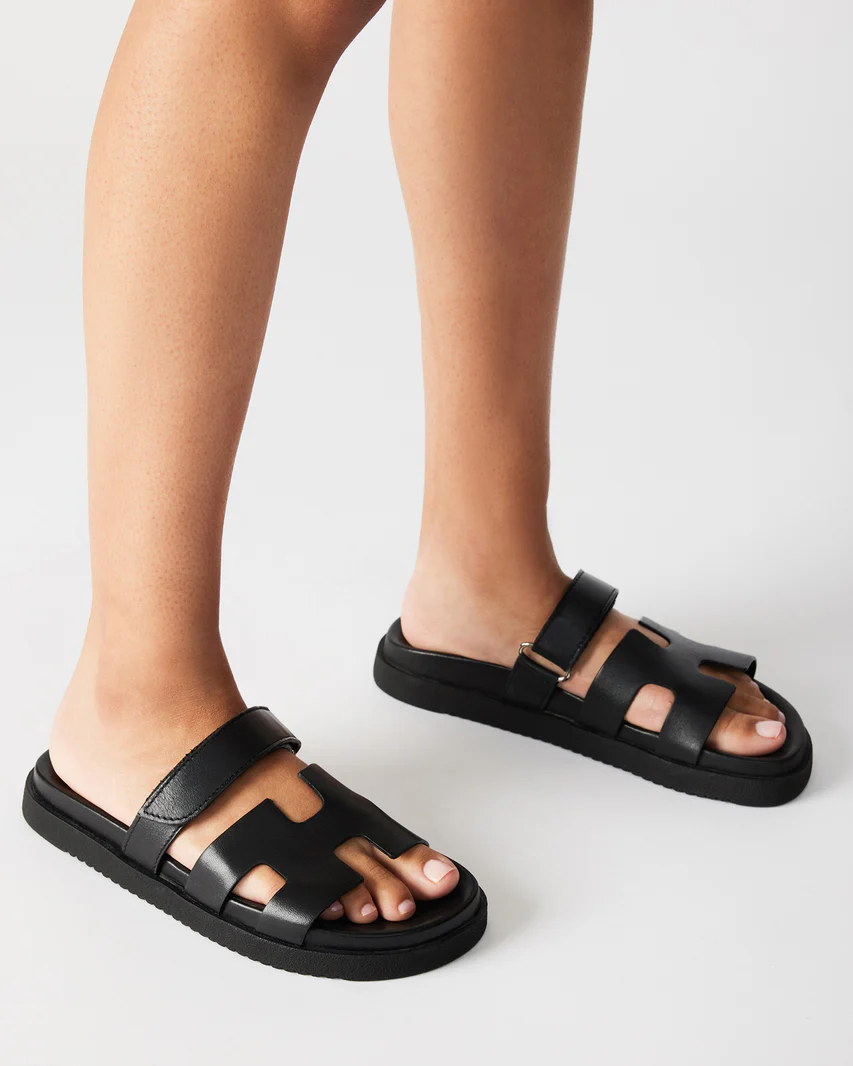 Sandalias planas Mayven negras - view 2
